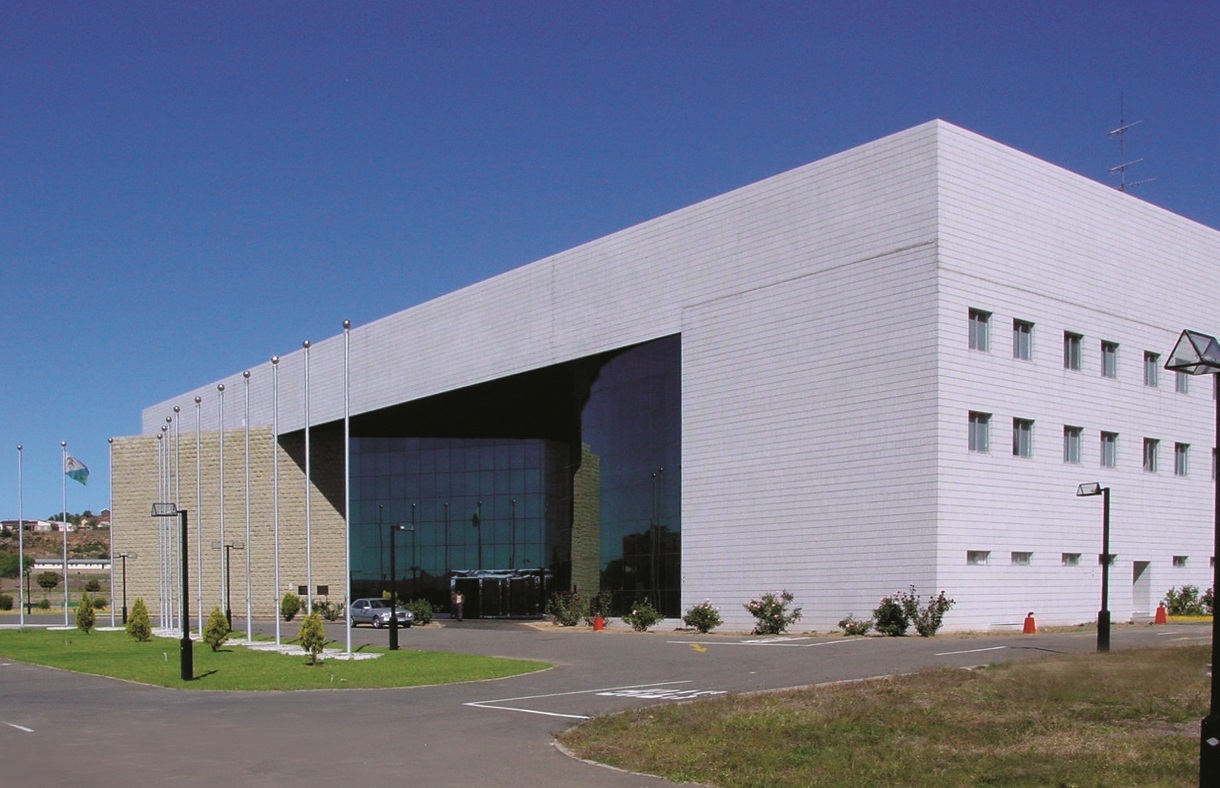 中國(guó)援建萊索托議會(huì)大廈機(jī)電安裝工程.jpg